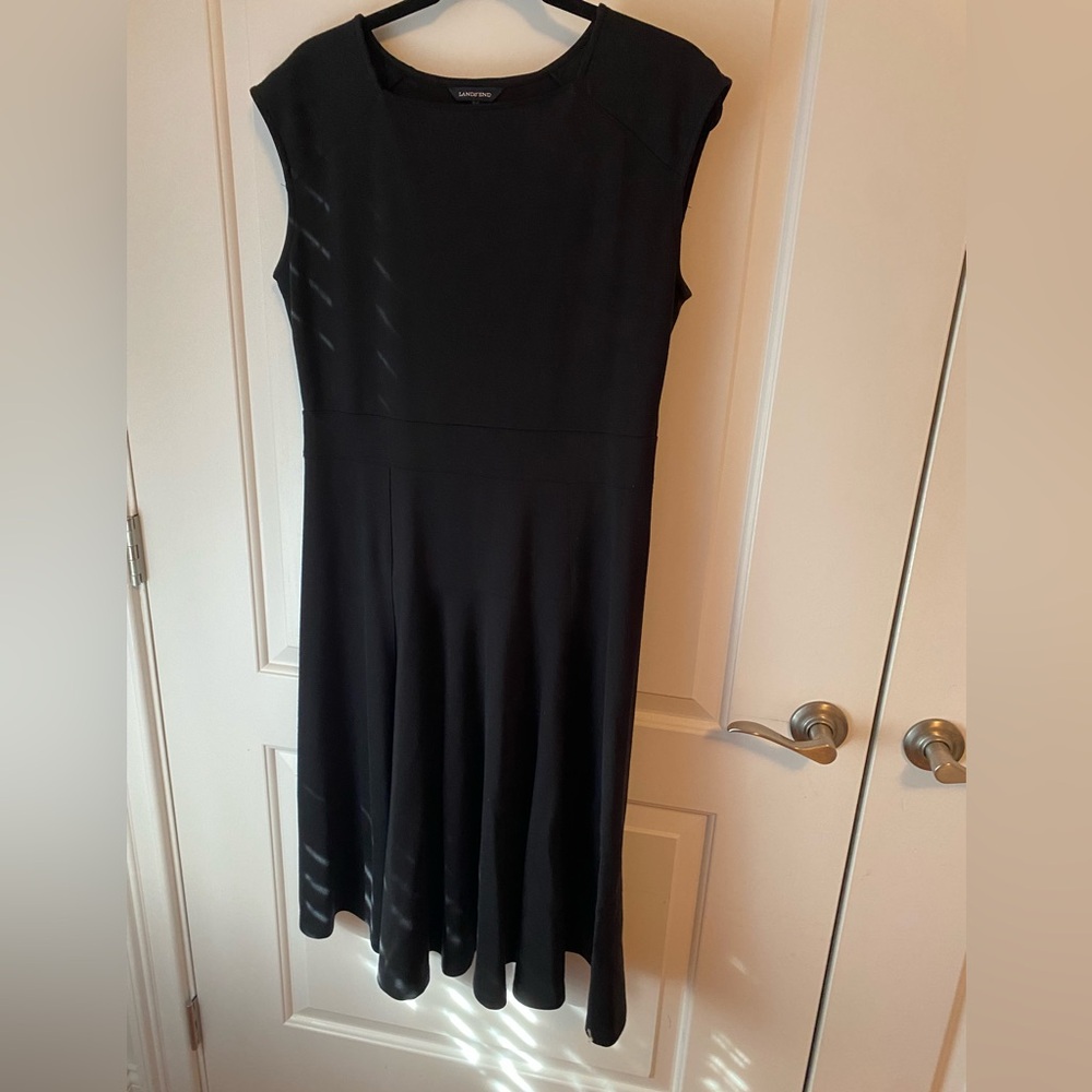 Lands' End Black Sheath Midi Dress Crew Neck Sleeveless